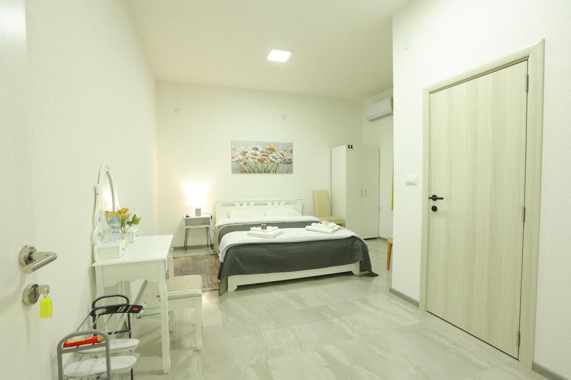 Ivan'S Guesthouse Paraćin Eksteriør billede